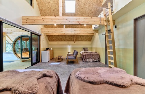 Narusawa House | Deluxe Cottage Citrine / Minamitsurugun Yamanashi