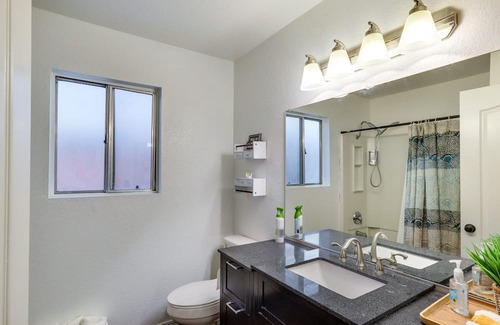 Laughlin House | Relaxing Retreat w/ Pool, Just Minutes from Big Bend!