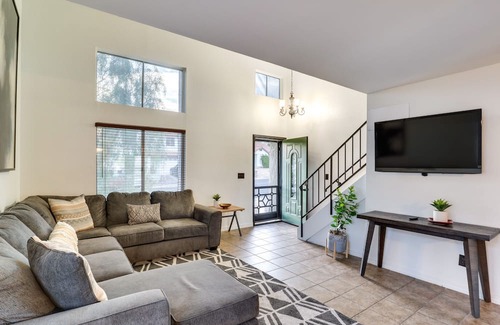Laughlin House | Relaxing Retreat w/ Pool, Just Minutes from Big Bend!