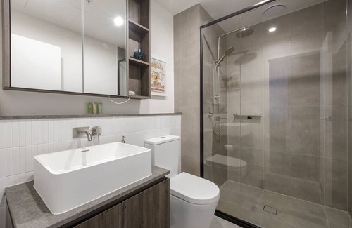 Flemington Apartment | Discover The Ascot: Urban Flair and Relaxing Spa in Flemington