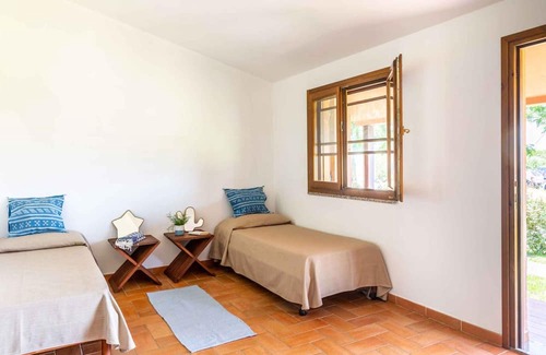 Marina di Montalto Apartment | Holiday apartment with pool and sports facilities