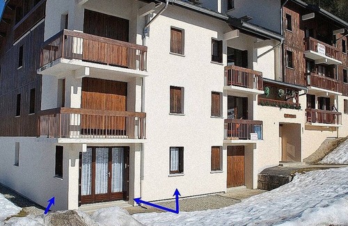 Lelex Apartment | Family-Friendly Getaway at Skiez Dans une Station Familiale