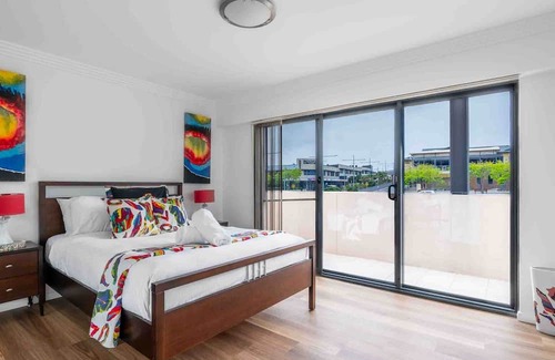 Shellharbour City Centre Apartment | Mountain Waves - Family-Friendly Retreat in Shellharbour
