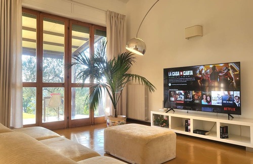 Pietrauta Villa | Villa with Pool and Scenic Countryside Views for Events