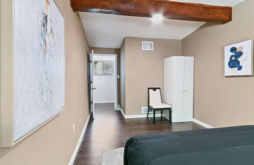 Auburn House | Cozy 2 Bedroom House in Auburn - Perfect for Families & Pets