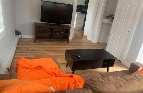 Randolph Apartment | Inviting 2-Bedroom Apartment with Modern Amenities