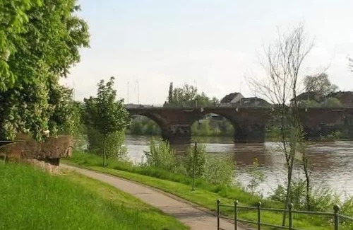 Mitte Apartment | Comfort Doppelzimmer with Scenic Mosel View & Breakfast