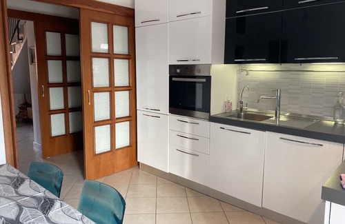 Battifolle Apartment | 'La Casa Dell'artista' a 10 Minuti dal Centro di Arezzo in Tranquilla Periferia