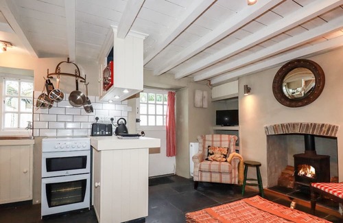 Portscatho Cottage | KINPOL, pet friendly, character holiday cottage in Portscatho