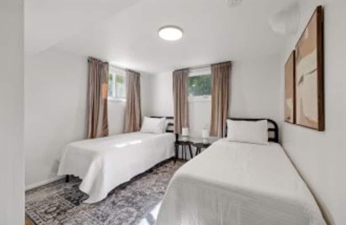 Billings House | Spacious 4-Bedroom Haven in the Heart of Billings: Your Ideal Home Awaits!