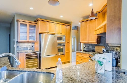 Okanagan-Similkameen House | *Spacious 6 Bedroom House in Penticton