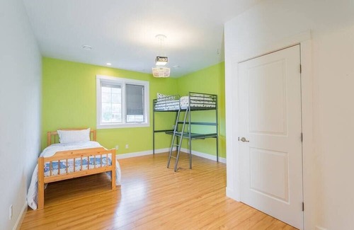 Okanagan-Similkameen House | *Spacious 6 Bedroom House in Penticton