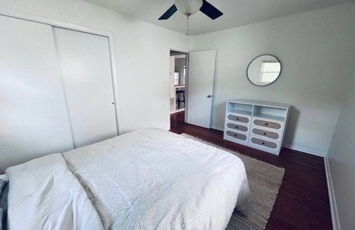 Knoxville House | Explore Downtown from My Cozy Home - Pet Friendly Stay!