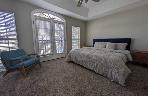 Summerhill House | Elegant 3 Bedroom Townhouse with Spa in Downtown Atlanta