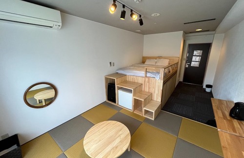 Yuzawa-machi House | Cozy Japanese-Western Room with Hot Springs in Niigata