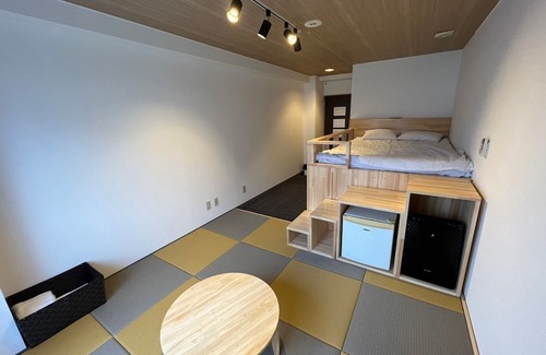 Yuzawa-machi House | Cozy Japanese-Western Room with Hot Springs in Niigata