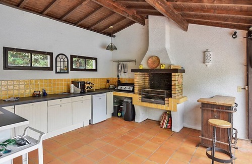 Fongrave Villa | Manoir Hermione - Seven Bedroom Villa, Sleeps 10
