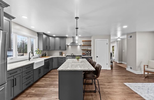 New Bloomfield House | Melissa Acres: Serene Ranch Retreat with Pet-Friendly Perks