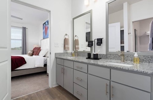 Pelham Apartment | Newly Designed Apartment at Oak Mt St Park with Pool