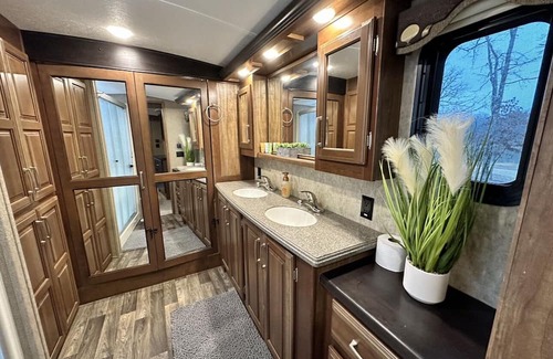 Ringold RV Rental | Inviting Lake View Retreat Near Hochatown - Pet Friendly!
