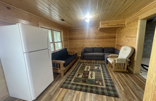 Moe Cabin | Family-Friendly Retreat at Tall Timbers Lodge