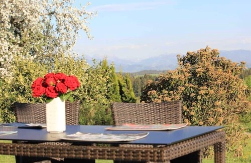 Buchenberg Apartment | Relax at Kuhhoimat Bergblick with Ocean Views and Breakfast