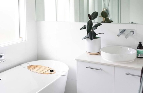 Bellbird House | Exclusive, stylish drop of hunter valley luxury!
