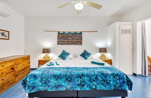 Kralendijk Villa | Oceanfront Villa Ocean Bleu: Family-Friendly Getaway