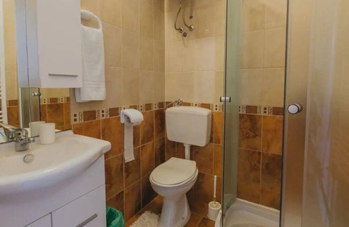 Ogulin Apartment | Cozy One Bedroom Apartment with Terrace in Gorski Kotar