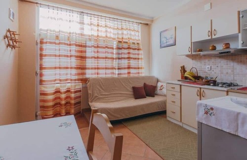 Ogulin Apartment | Cozy One Bedroom Apartment with Terrace in Gorski Kotar