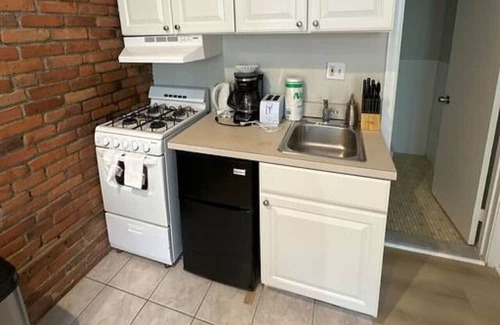 Prudential - St. Botolph Apartment | Peaceful Studio with Family-Friendly Amenities