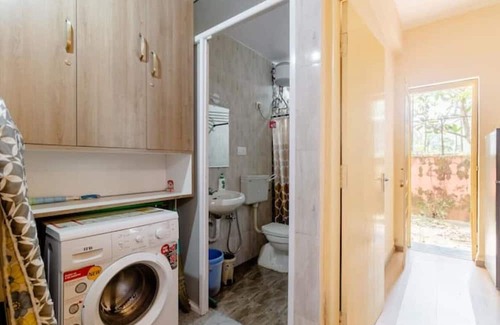 Benaulim Apartment | Comfortable Ground Floor Studio with Pool, Near the Beach