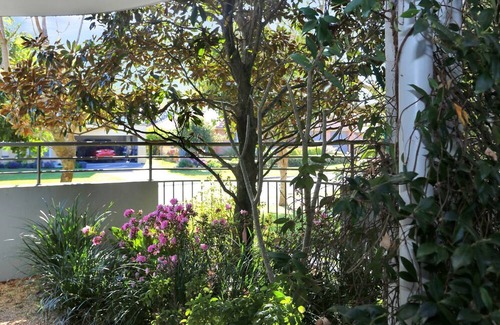 Tea Gardens House | 2 The Pier - Elegance by the Water