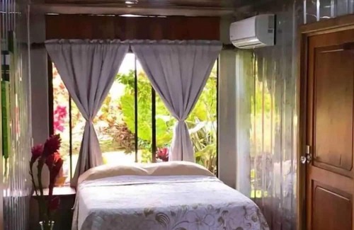 La Fortuna Cabin | Eco-Friendly Retreat: Cabin Ceiba EcoContainer in La Fortuna