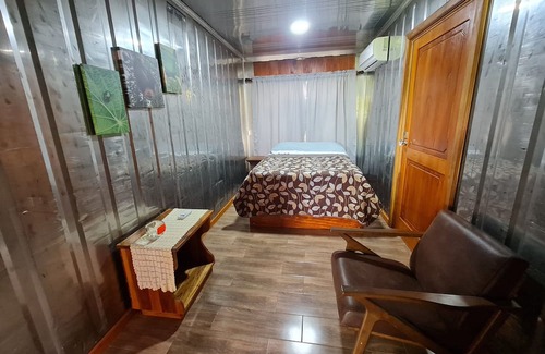 La Fortuna Cabin | Eco-Friendly Retreat: Cabin Ceiba EcoContainer in La Fortuna
