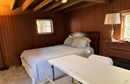 Capitola House | Inviting Capitola Dog-Friendly Hideaway Near New Brighton Beach
