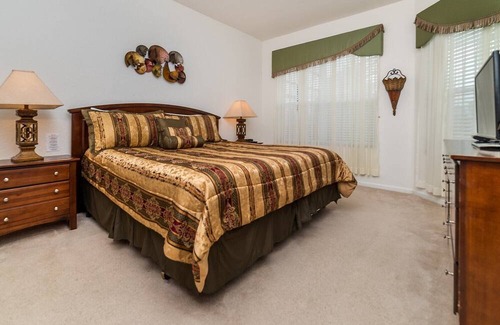 Crestwynd Bay Villa | Family-Friendly 5 BD Villa in Windsor Hills Resort