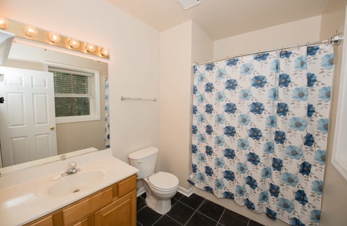 Chesapeake Ranch Estates-Drum Point Apartment | Charming Lakeside Studio Retreat Near the Beach