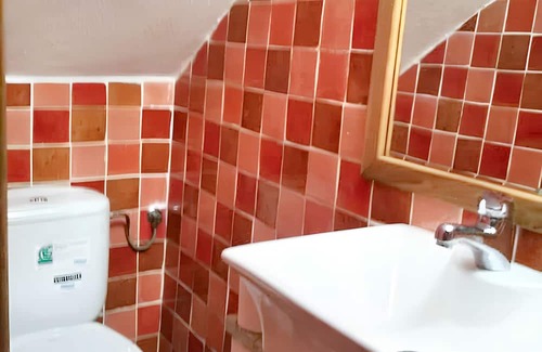 Zebreiros House | Homerez - Spacious house for 5 ppl. with terrace at Zebreira