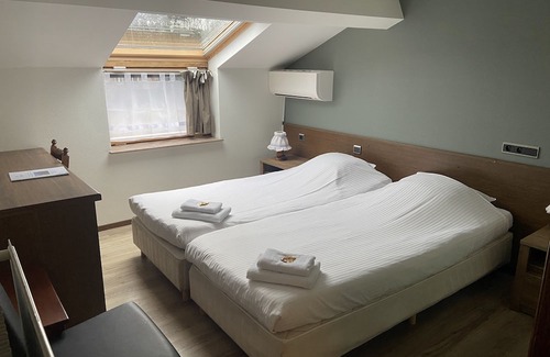 Zutendaal Hotel | Comfortable Stays at Hotel Monika: Family-Friendly Amenities
