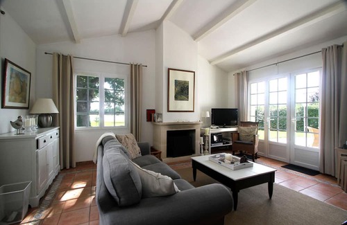 Vasles Villa | Villa with garden near beautiful golf course