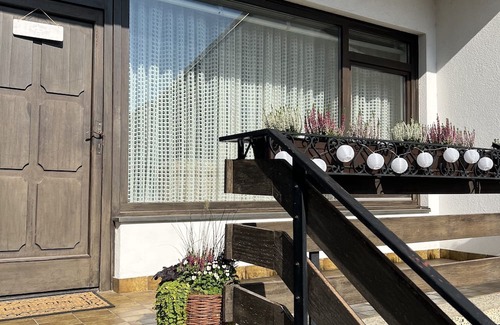 Gols Villa | Vacation home for 22 people on Lake Neusiedl - free W-LAN, barbecue, garden