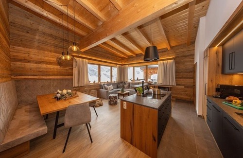 Hinterglemm House | Vacation home for 10 guests with 120m² in Hinterglemm (273715)