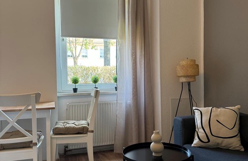 Ortslage Trotha Apartment | Simple apartment "Hannes" in Halle including parking space