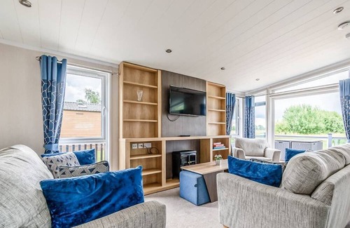 Potterhanworth Ski Chalet | 2 bedroom accommodation in Potterhanworth