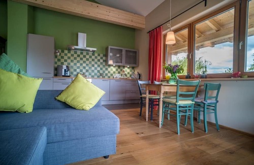Edenkoben Apartment | Beautiful vacation apartment on the edge of the Palatinate Mountains