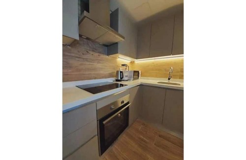 Hidd Apartment | A Luxurious Sea View 1 Bedroom Apartment unit 4