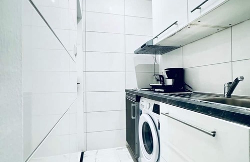Klosterneuburg Apartment | Compact Studio Apartment with Essentials, Ideal for 2 Guests