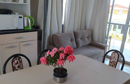 Passo de Torres Apartment | Furnished apartment just a few meters from the sea