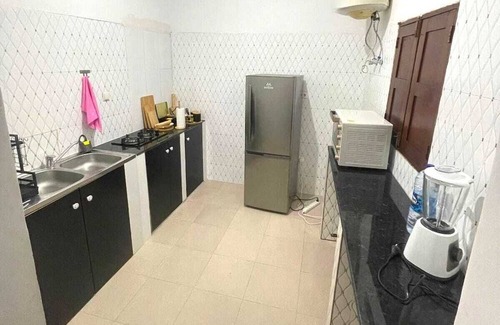 Luanda Apartment | House with private security and breakfast included 20 min. from Int. Airport.